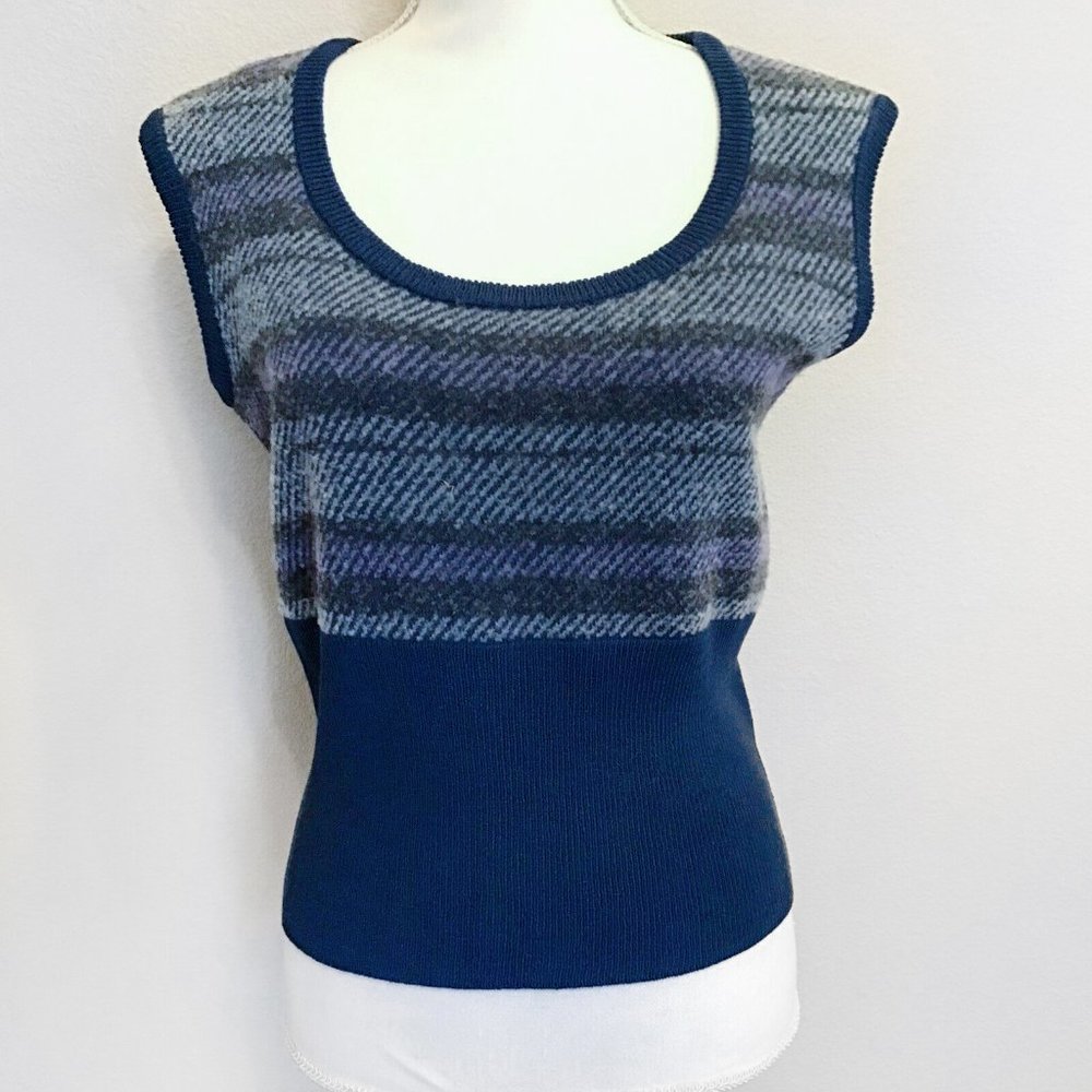 St. John Sport Sleeveless Sweater